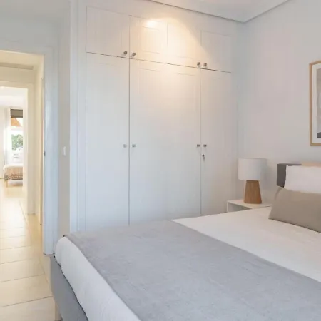 Ultimate - Terrace With Pool View Near Golf & - Sunset Golf Apartment Estepona